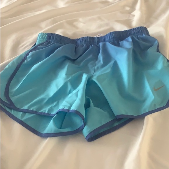 Blue nike shorts - Picture 1 of 1